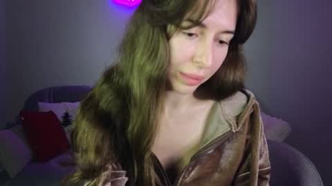 Mary online show from December 21, 7:18 pm