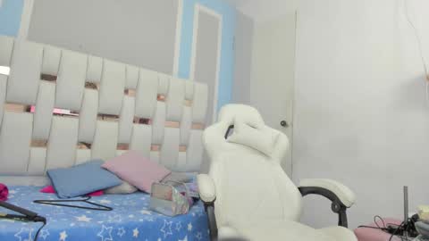 Mar Smith online show from September 23, 3:37 am