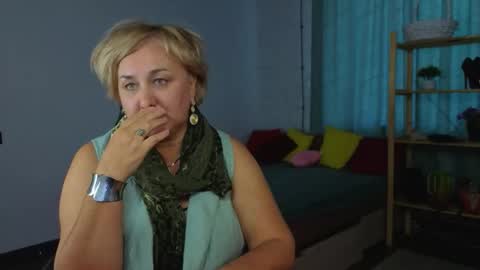 marta_wils online show from September 25, 8:57 am