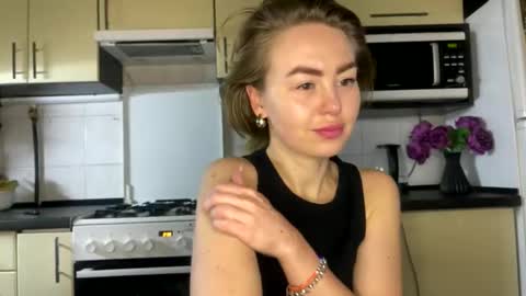 Marta online show from March 6, 8:04 pm