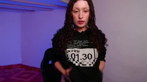 mari online show from April 5, 11:48 pm