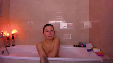 Julia online show from February 19, 11:25 pm