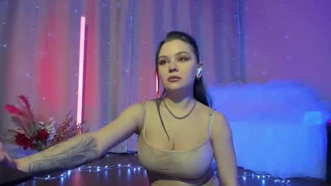 Julia online show from January 13, 12:05 am