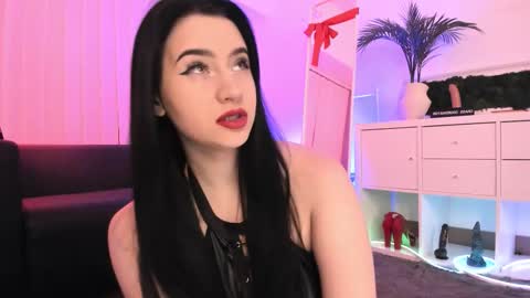 Mary online show from February 1, 7:29 am