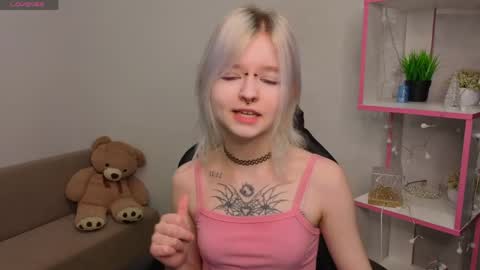 Mary online show from March 31, 12:54 am