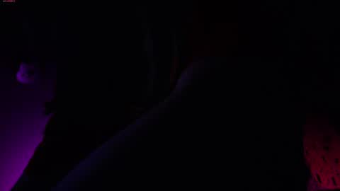     online show from March 6, 7:25 am