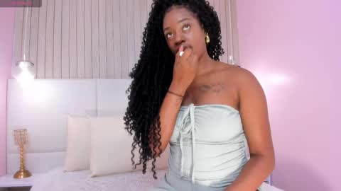   online show from October 10, 12:10 pm