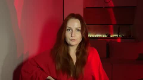 SirenVictoria online show from June 1, 2:02 am