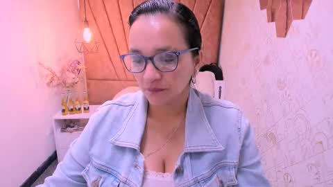 Marylin online show from September 17, 7:56 pm