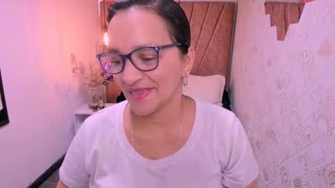 Marylin online show from October 1, 7:52 pm