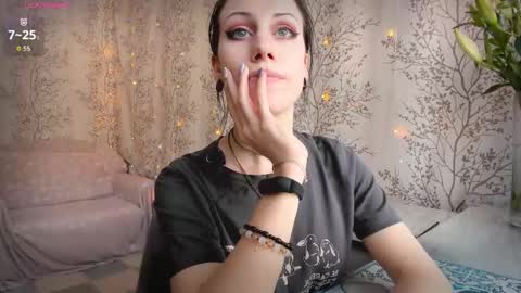 Mary Lou online show from February 23, 7:30 am