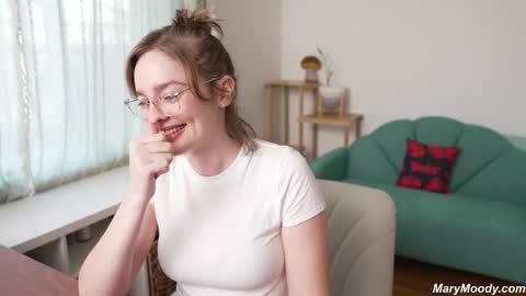 Mary Moody online show from February 20, 11:54 pm