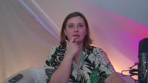 MaryMurrays online show from September 29, 6:57 pm