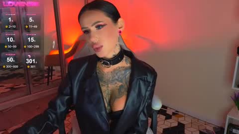 Mary online show from February 18, 11:19 pm