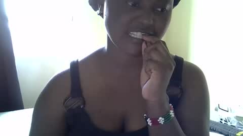 Cate online show from April 15, 12:06 pm