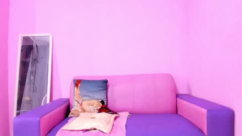 call me mommy online show from September 11, 7:47 pm