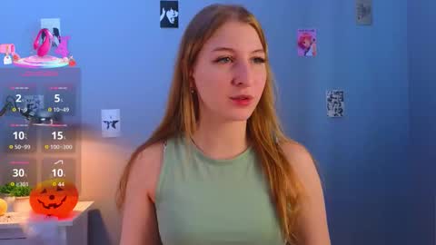 maureencoombs online show from November 3, 4:49 am