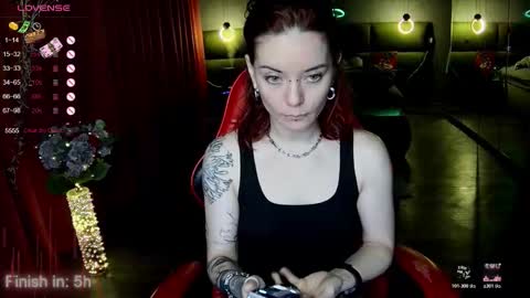 Max online show from November 16, 5:57 pm