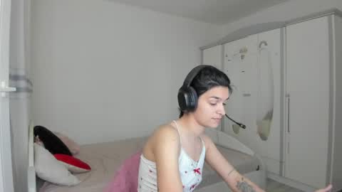 Maya online show from April 24, 6:00 pm