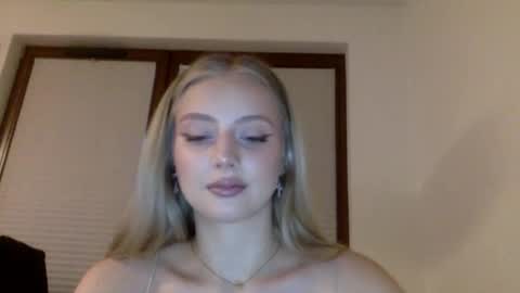 mayaflirt online show from March 15, 4:53 pm