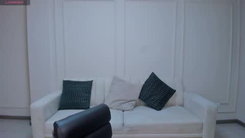 M A Y A    H O F F M A N online show from February 13, 11:45 am