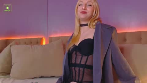 Maya online show from November 20, 4:46 am