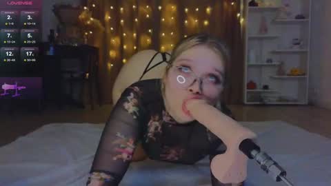 Maya  online show from March 5, 3:08 am