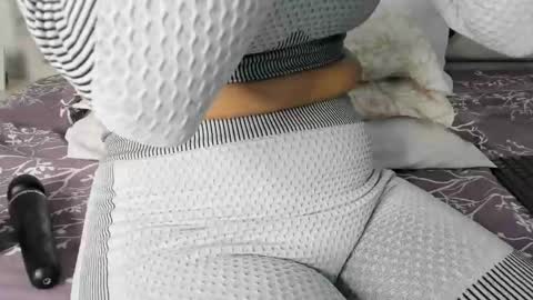 Maybelline69 online show from April 3, 8:40 pm