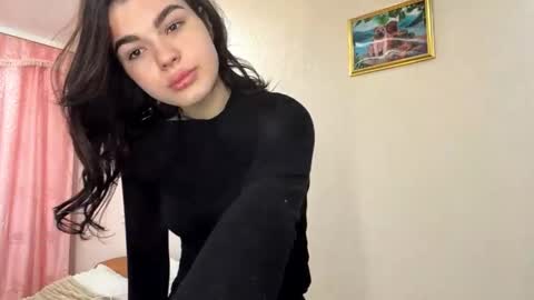 Adel online show from December 18, 10:47 pm