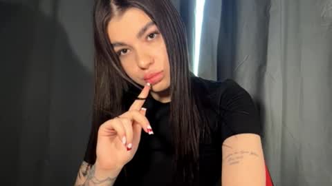 Adel online show from January 15, 6:30 am