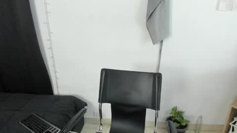 mazikeen_18 online show from March 11, 11:44 am