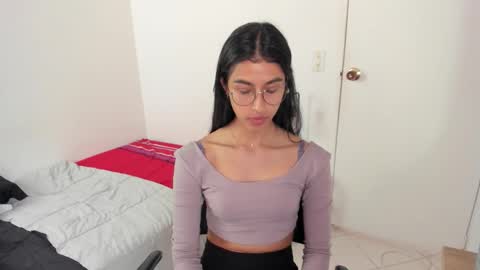 mazikeen_18 online show from February 17, 2:16 pm