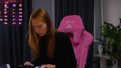 meek_cutie online show from September 23, 1:26 am