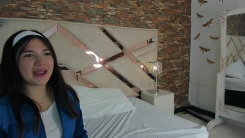     online show from September 30, 11:49 am