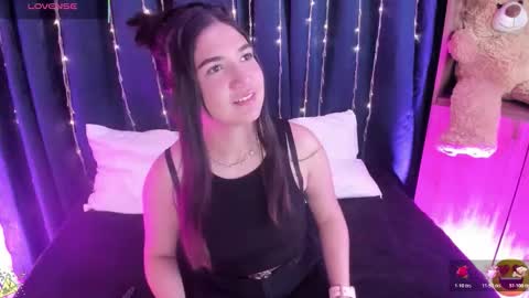     online show from February 24, 1:10 pm