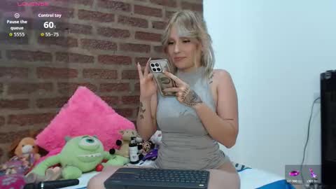 ---Megan--- online show from September 29, 9:42 pm