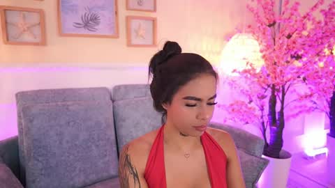 Megan Lowell online show from March 27, 7:14 pm