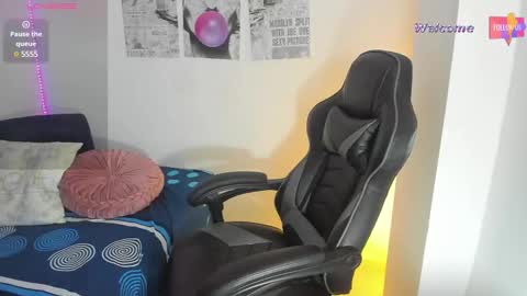 MEGAN  online show from February 5, 12:10 am