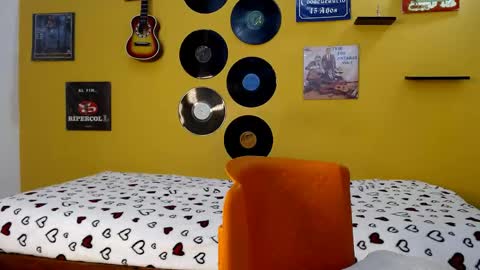 MEIS online show from April 23, 2:08 am