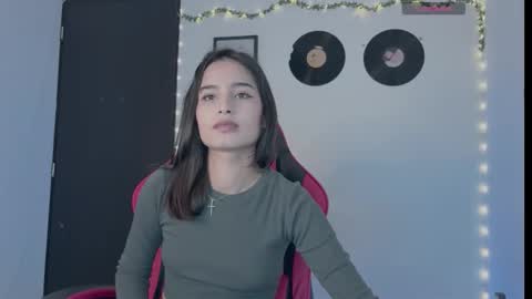 mel0dy_cute online show from February 26, 4:22 am