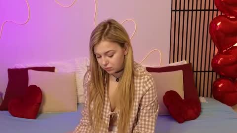 Mel online show from February 13, 4:11 am