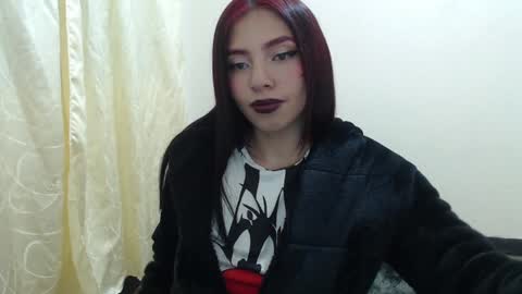 Melanie roux  online show from January 23, 3:01 pm