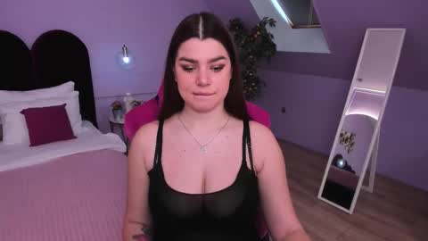 Melanie online show from February 5, 5:21 am