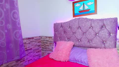 Melanny taylor online show from February 20, 12:57 pm