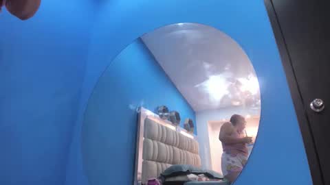 Melany  online show from April 10, 12:44 pm