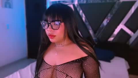 melany tylor online show from March 17, 2:37 am