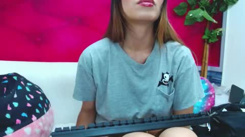 melhiza online show from December 16, 12:26 am