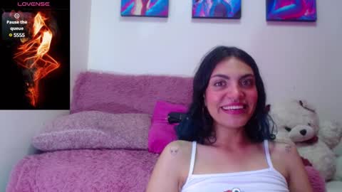 melhiza online show from March 8, 4:37 pm