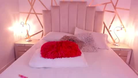 melisagrayy online show from April 2, 1:41 pm