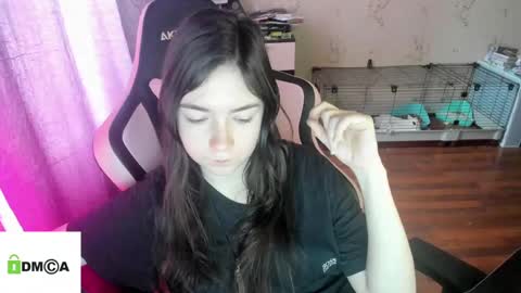 melisanilson online show from March 12, 7:46 am